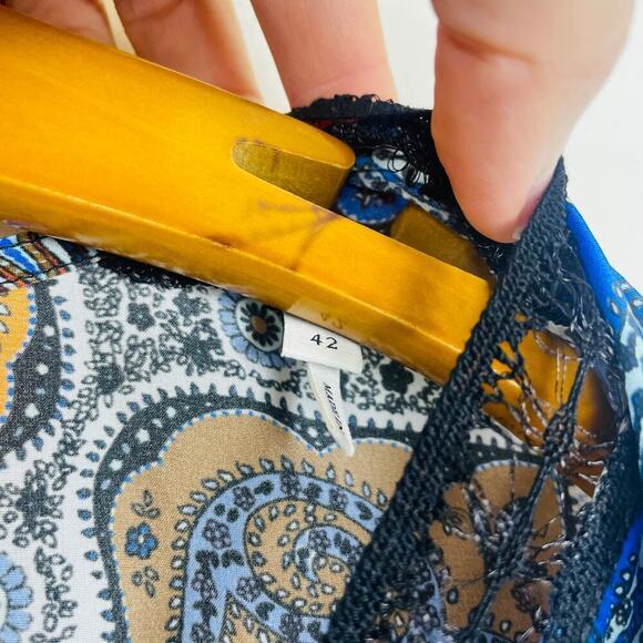 Sandro bandana-print Short-Sleeved Satin Mini Dress size 42 or US 10 - Picture 6 of 8